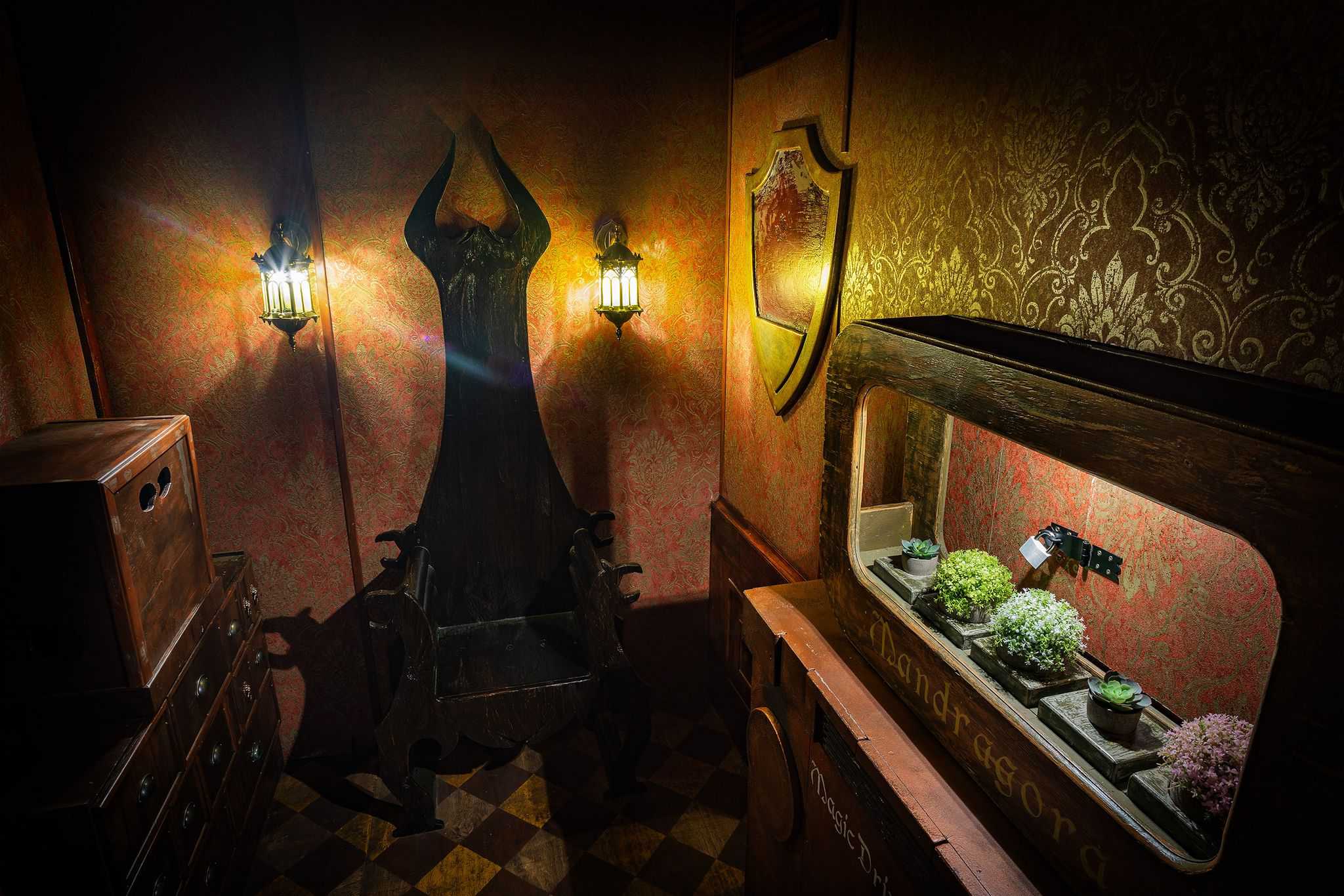 Escape Room Magic School - Escape the Library